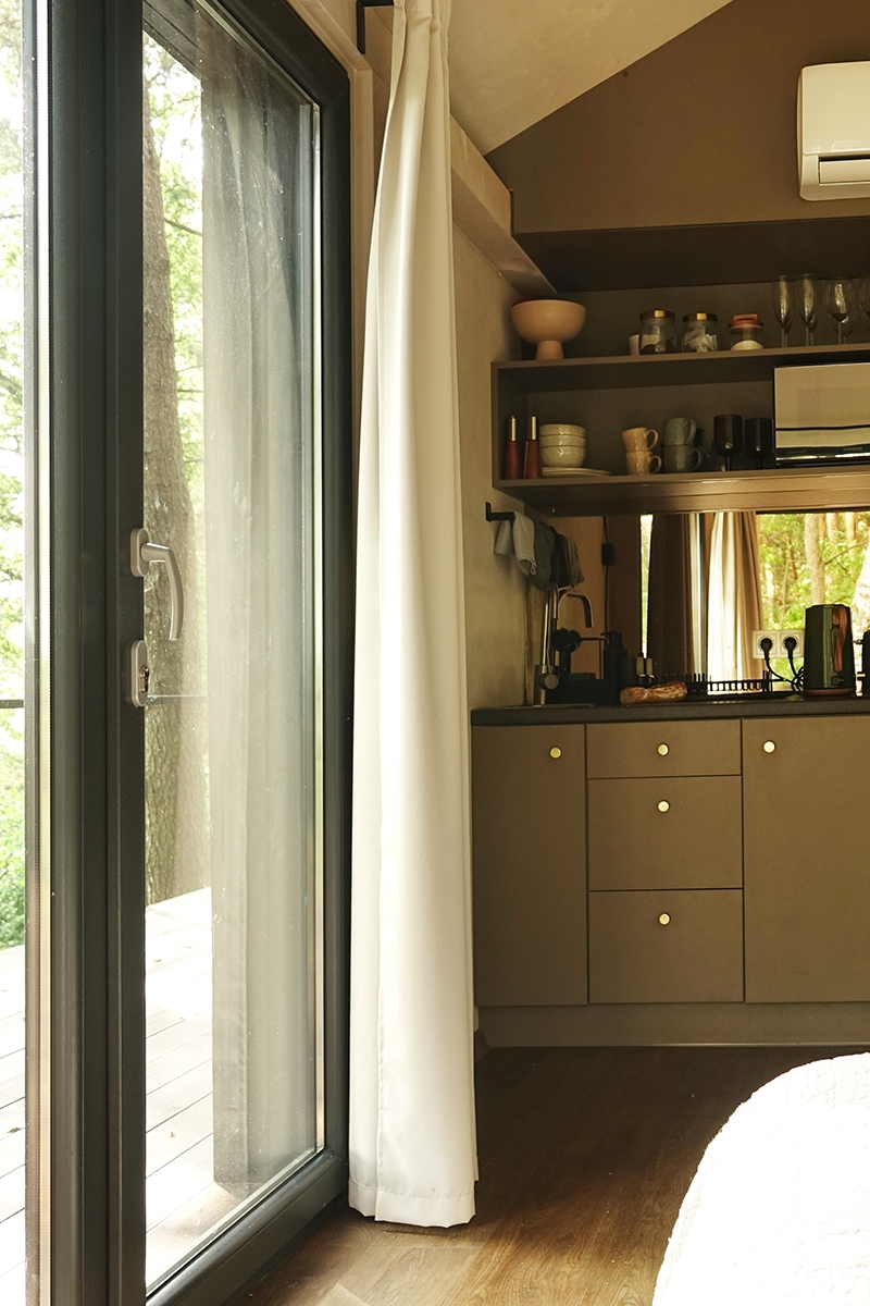 Zdjęcie białego apartamentu