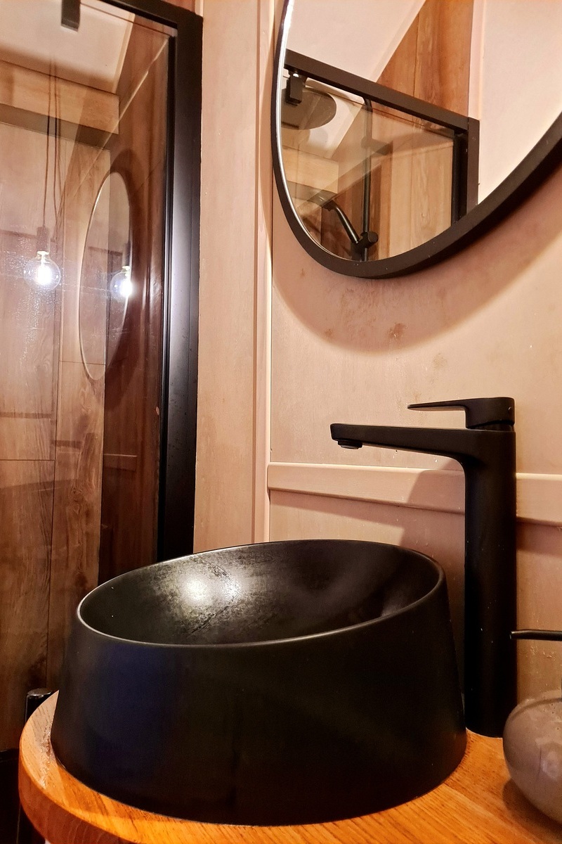 Zdjęcie białego apartamentu